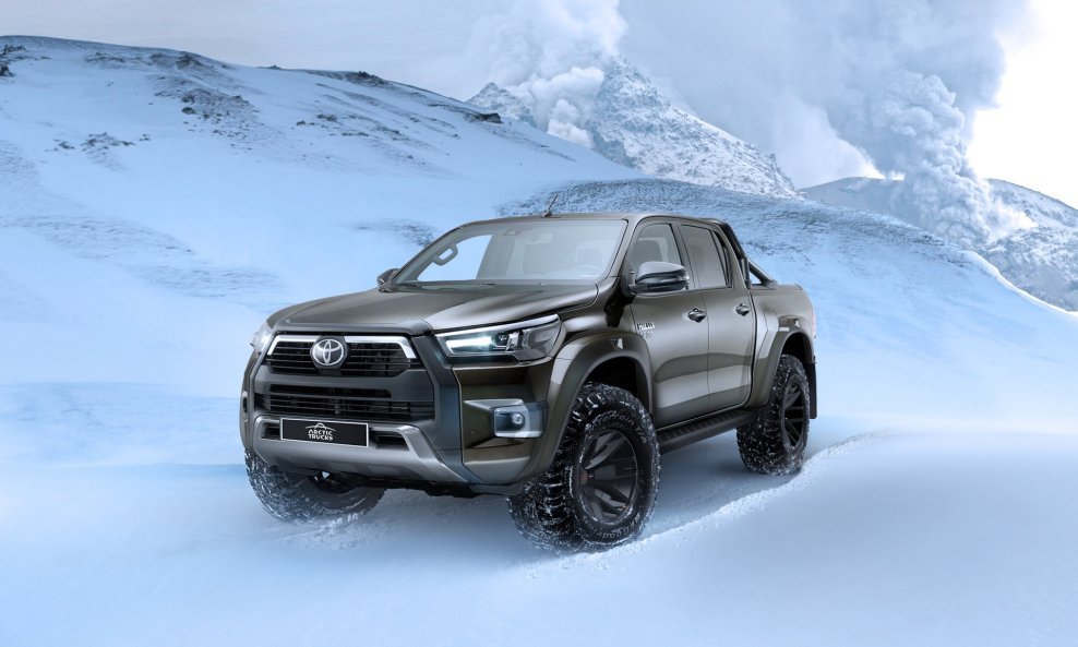 Arctic Trucks preuredio Toyotu Hilux: AT35