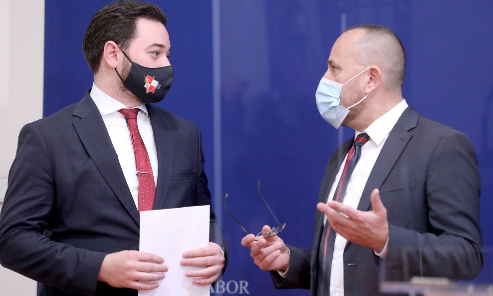 Suverenisti komentirali nesnalaženje EU u nabavi cjepiva, Marko Milanović Litre i Hrvoje Zekanović