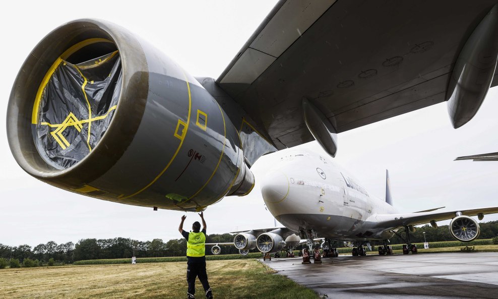 Boeing 747-400