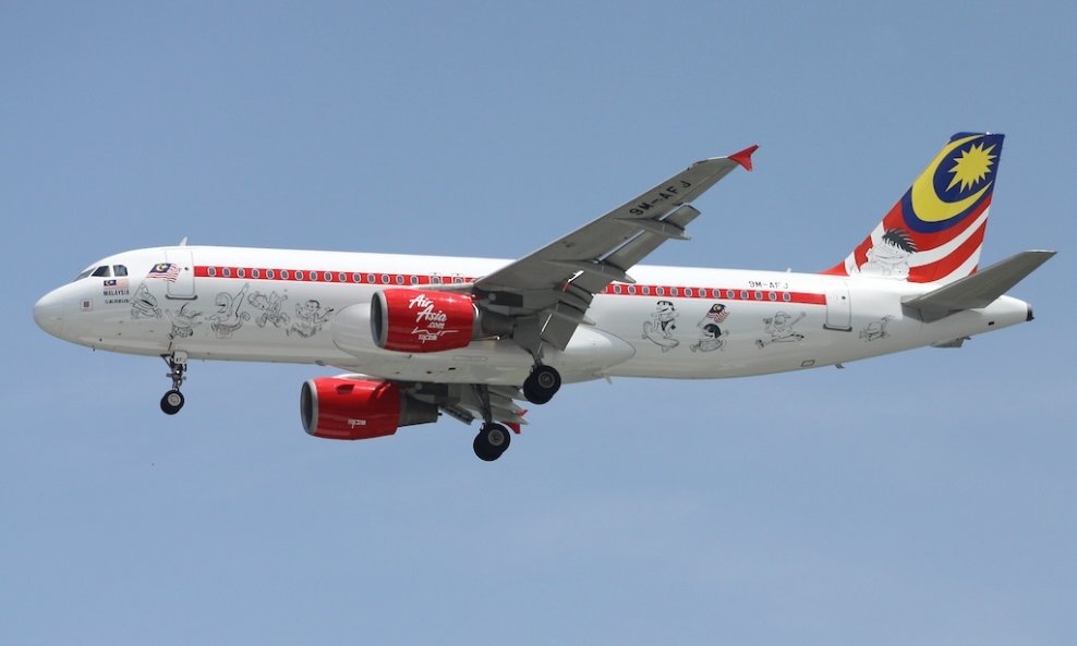 AirAsia_9M-AFJ