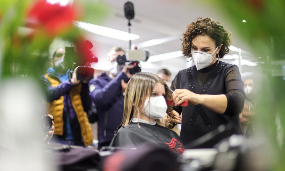 U Njemačkoj otvoreni frizerski saloni