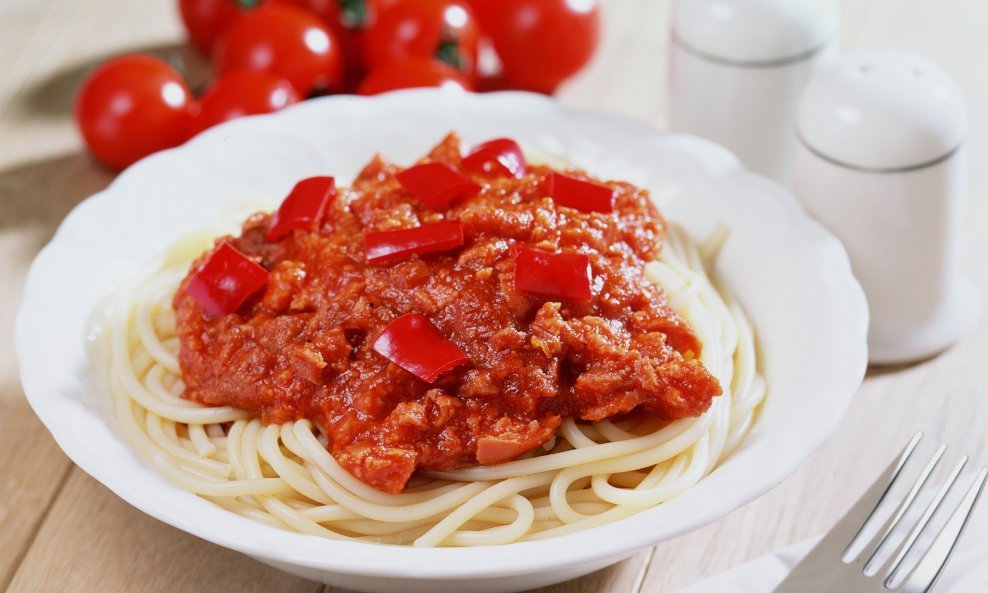 tjestenina rajčica hrana