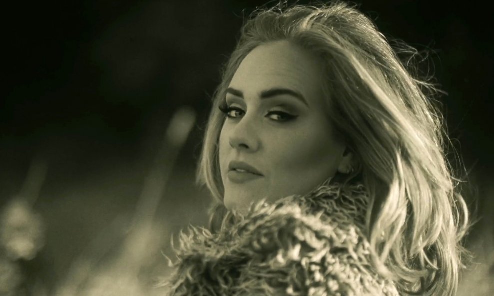 Adele (8)