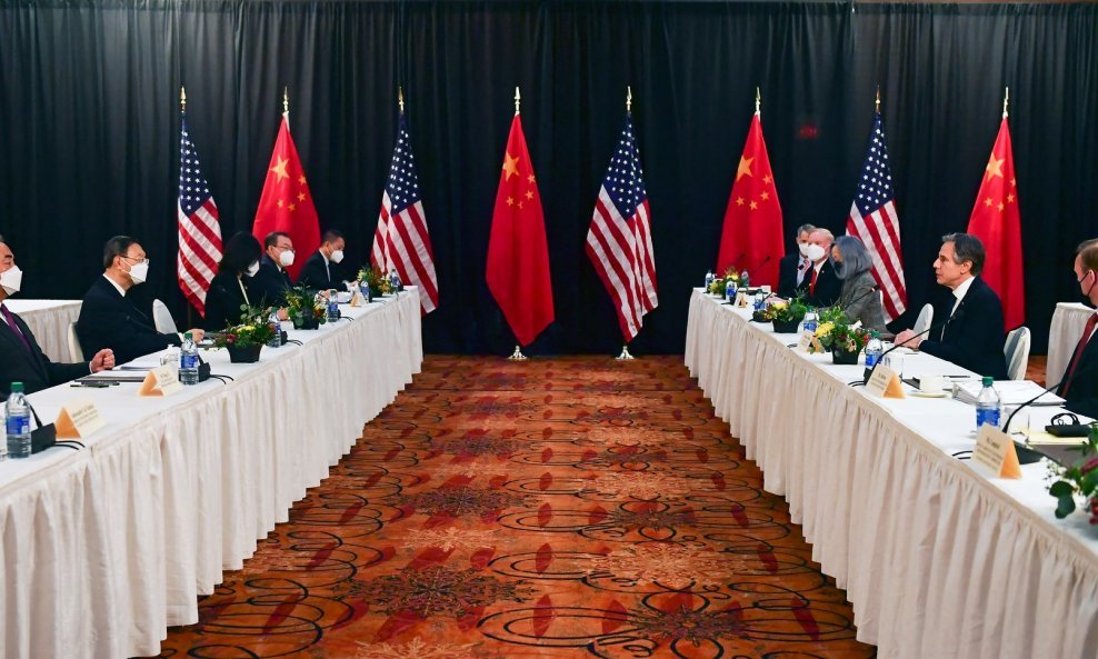 Susret predstavnika SAD-a i Kine u Anchorageu