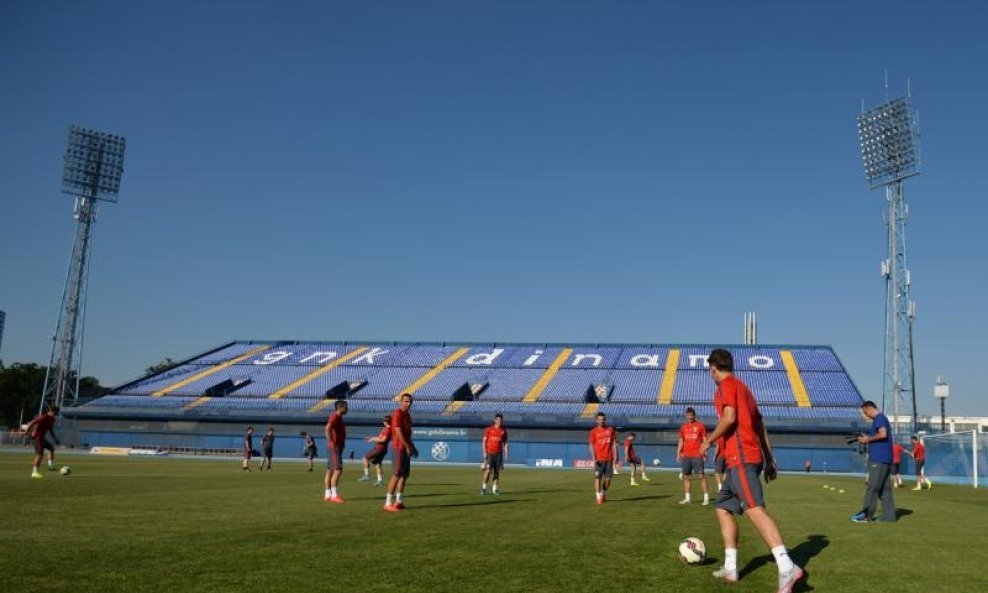 Prazan stadion uvijek boli