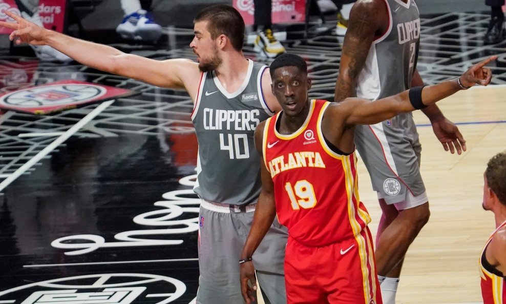 Ivica Zubac i Tony Snell