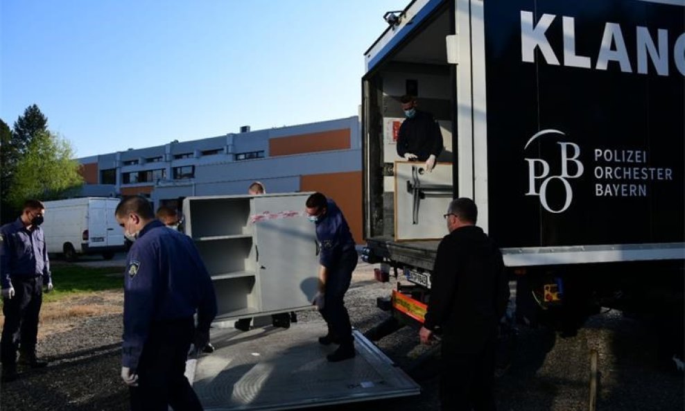 Donacija bavarske policije hrvatskim kolegama