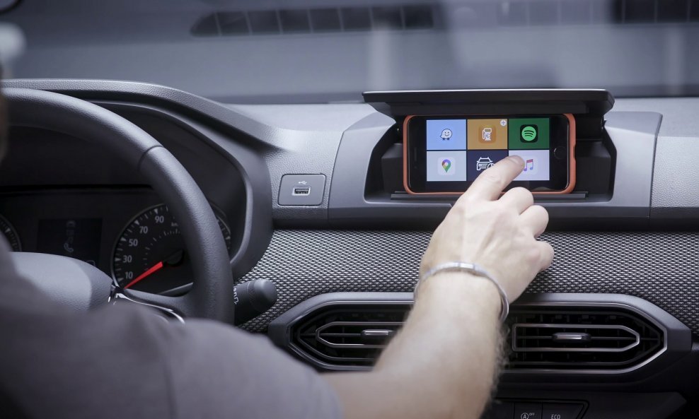 Dacia Media Control sustav u novom Dacia Sanderu