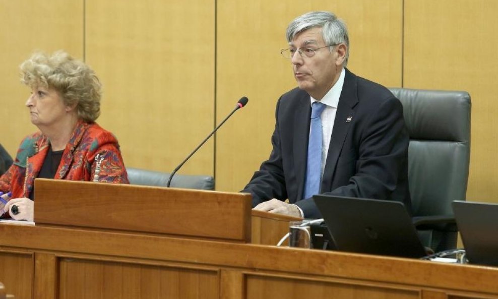Željko Reiner izabran je za predsjednika Hrvatskog sabora (1)