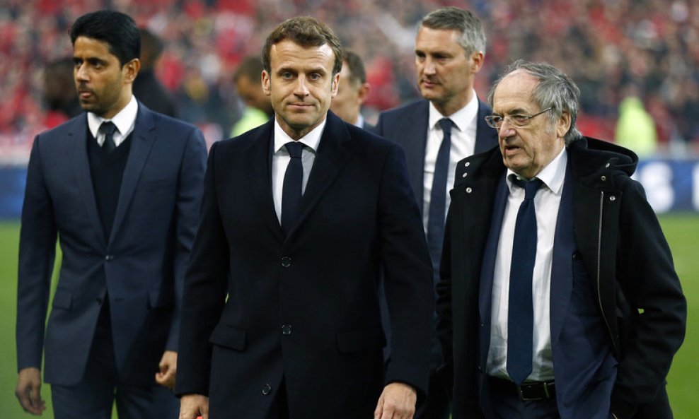 Emmanuel Macron i čelnici Paris Saint-Germaina