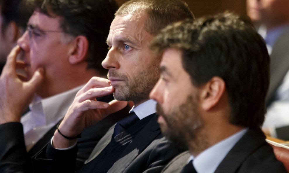 Aleksander Čeferin (u sredini) i Andrea Agnelli (desno)