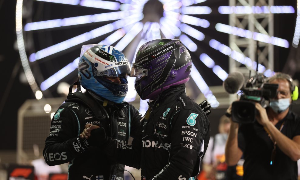 Valtteri Bottas i Lewis Hamilton