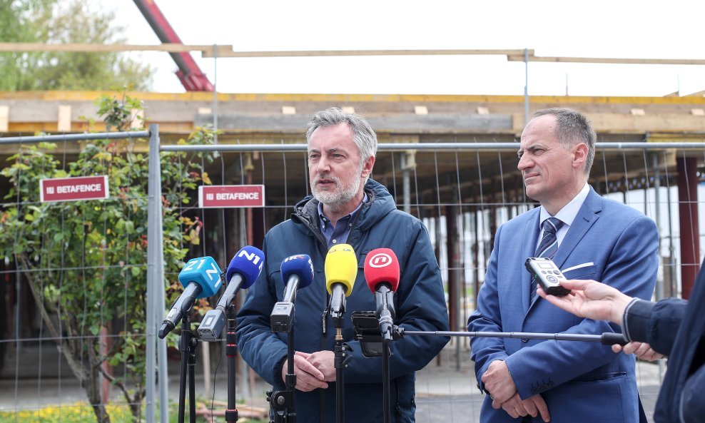 Miroslav Škoro i njegov kandidat za zamjenika, Slaven Dobrović, obratili se medijima