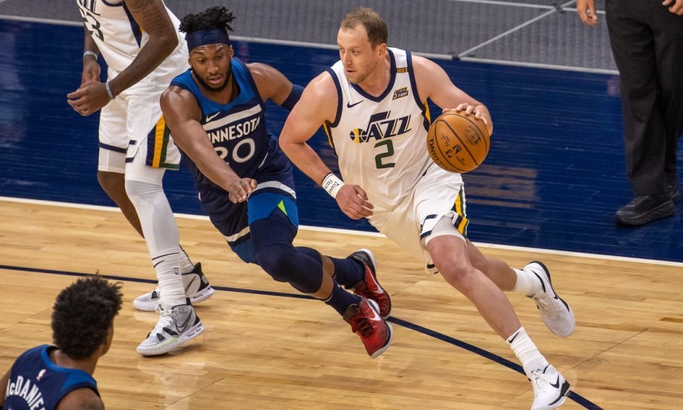 Joe Ingles i Josh Okogie