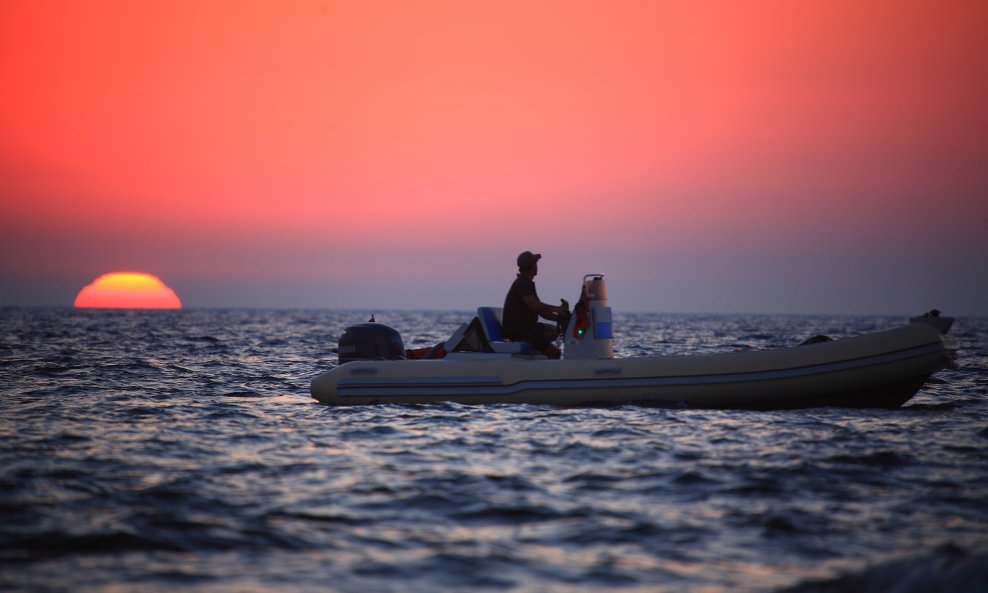 dugi otko turizam plaža jadran