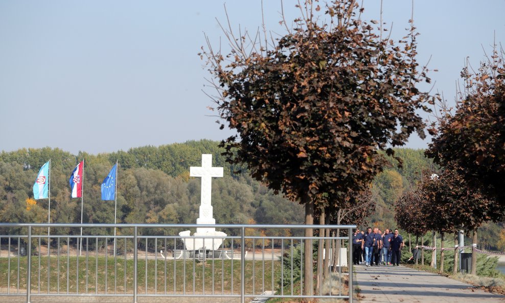Incident se dogodio kod spomenika žrtvama rata na ušću Vuke u Dunav (ilustrativna fotografija)