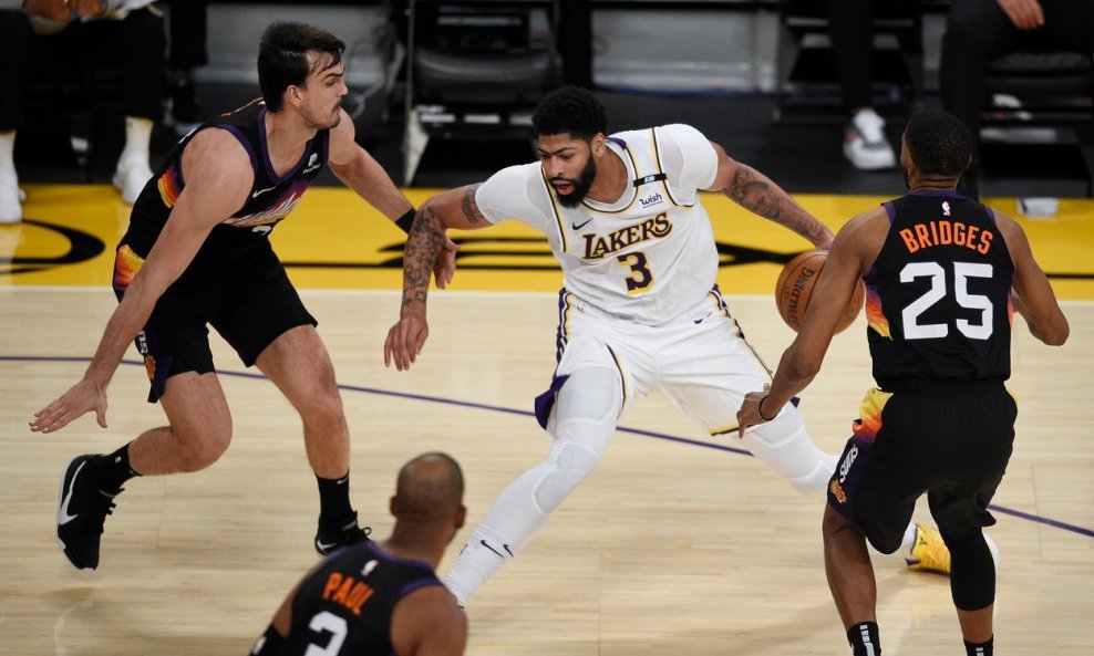 Anthony Davis i Dario Šarić