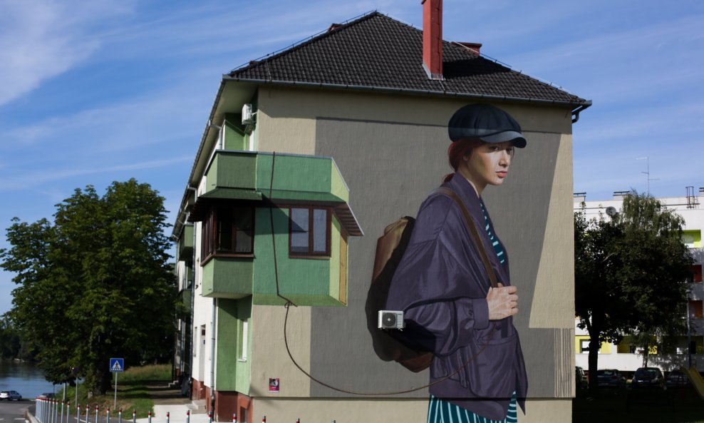 Murali na pročeljima gradskih zgrada napravljeni u sklopu festivala VukovArt 2020.