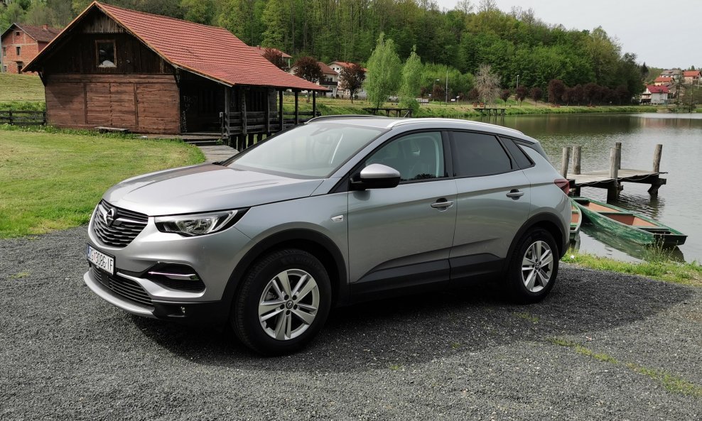 Opel Grandland X Elegance F 1.5 DTH S/S (96 kW/130 KS) AT8