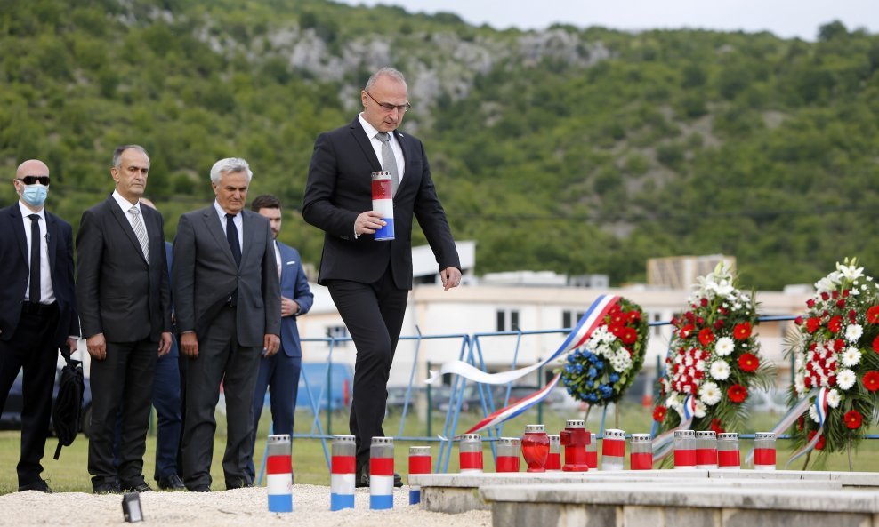 Stolac: Grlić Radman na obilježavanju 76. obljetnice Bleiburške tragedije i križnog puta