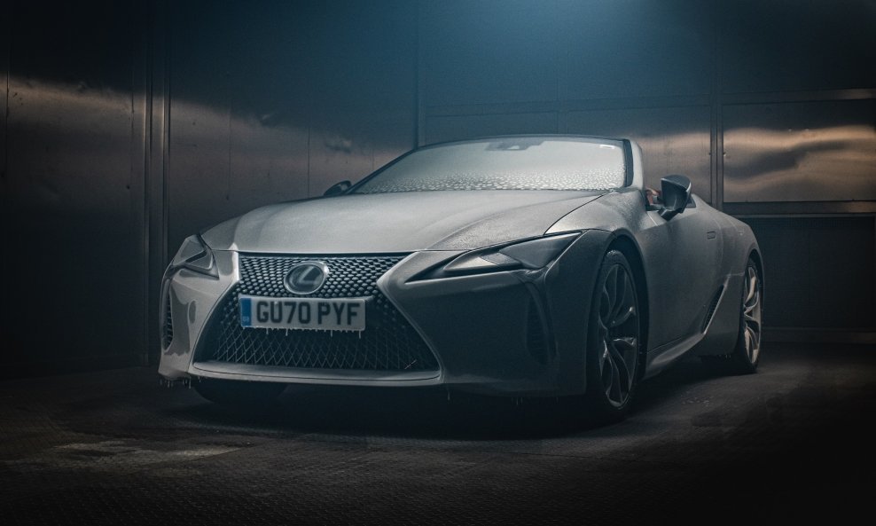 Lexus LC Convertible na ekstremnom testu pri -18°C