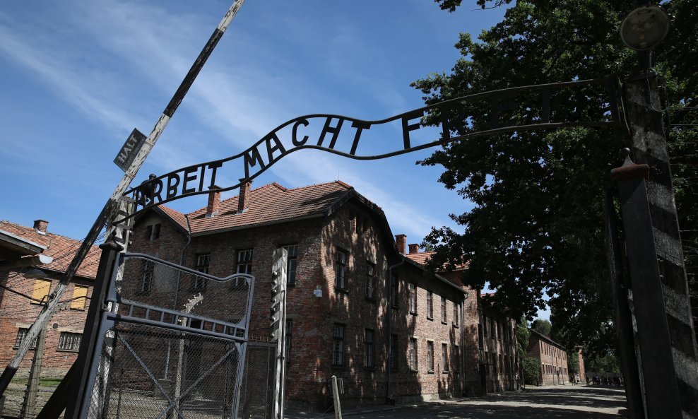 Logor Auschwitz