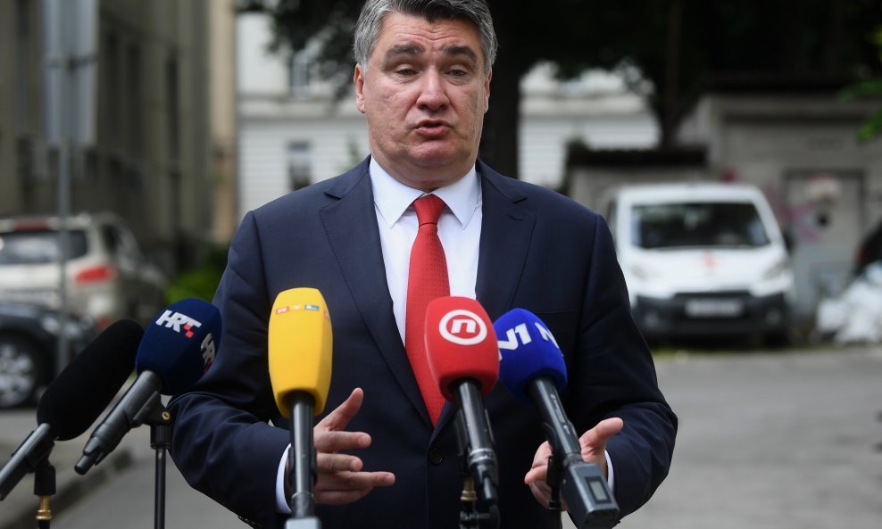 Zoran Milanović se obratio medijima nakon posjete Poliklinike za zaštitu djece i mladih Grada Zagreba