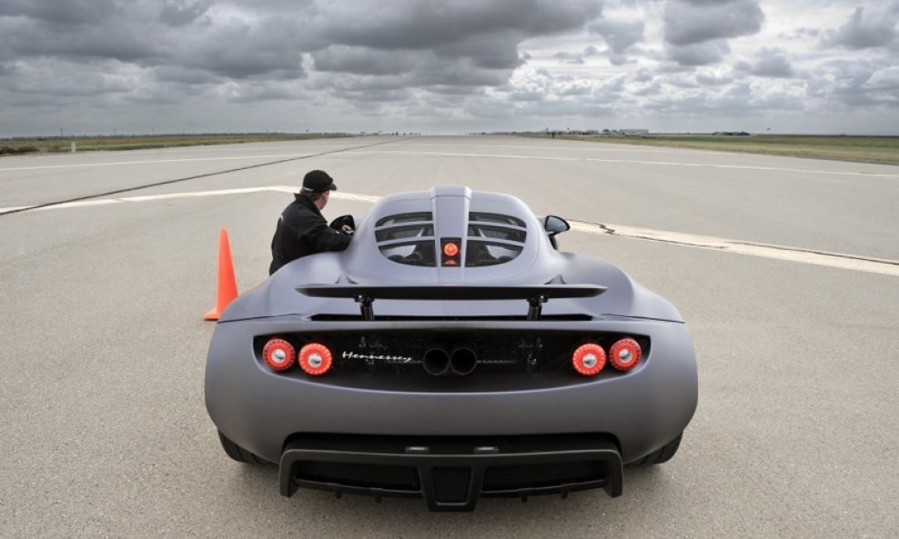 Hennessey-Venom-GT-02[2]