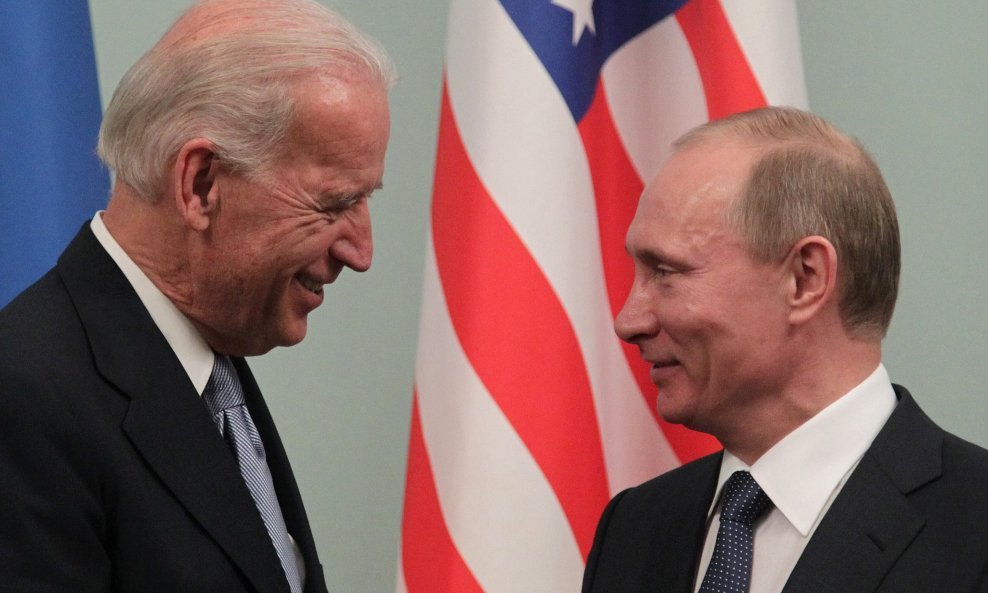 Joe Biden i Vladimir Putin u Moskvi 2011.