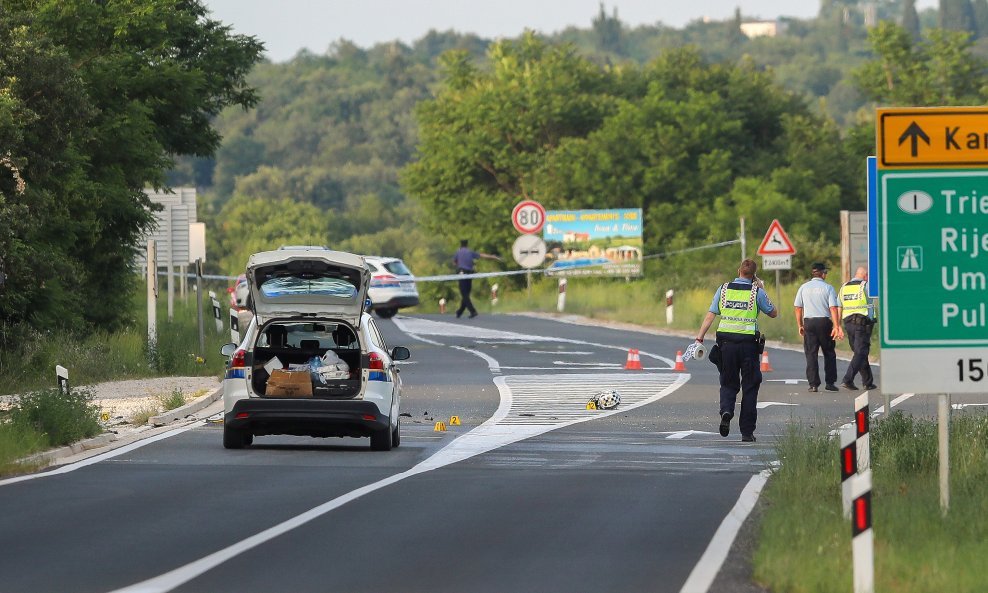 Dvije osobe na motociklu poginule na dionici ceste Rovinj-Kanfanar