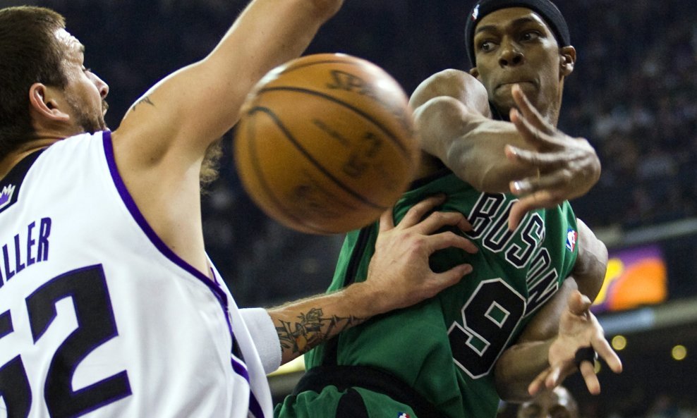 Rajon Rondo i Brad Miller