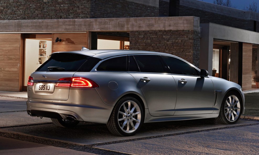 Jaguar-XF-Sportbrake-5[2]