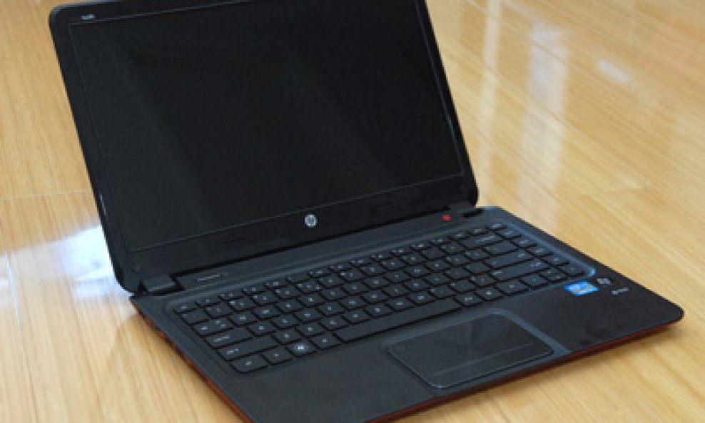 HP Envy 4