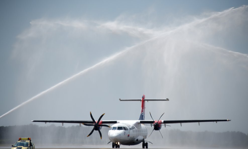 Doček Air Serbia u Puli