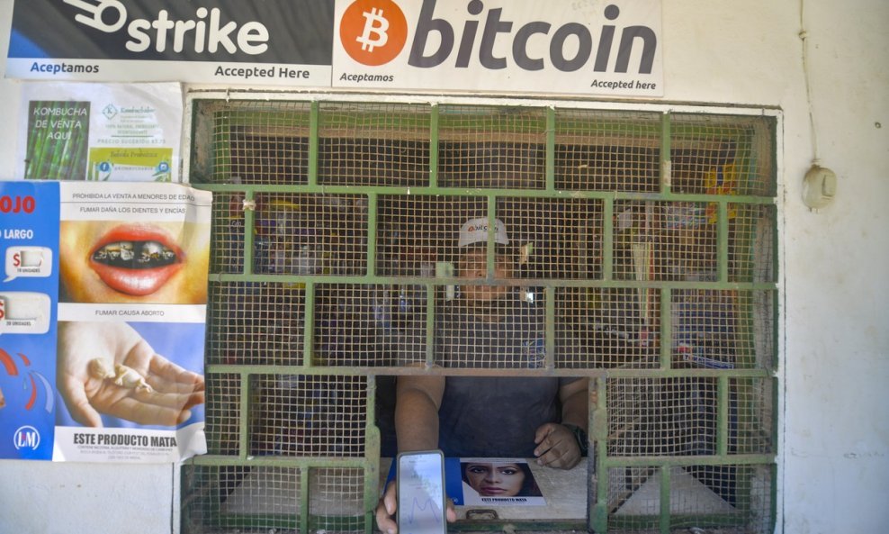 Plaćanje bitcoinom u Salvadoru