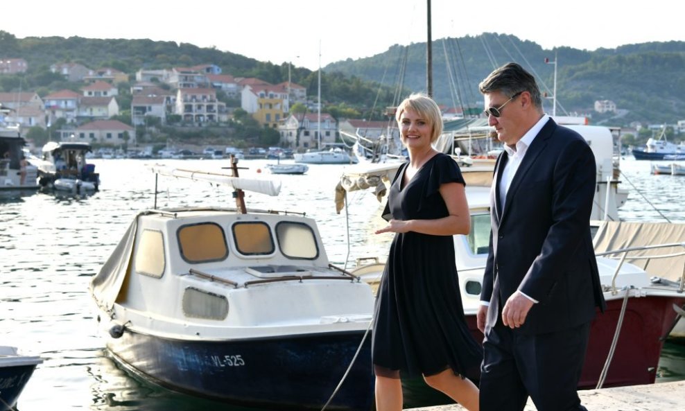 Zoran Milanović i Katarina Gugić, načelnica Vela Luke