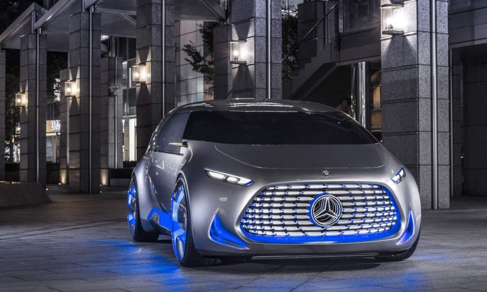 Mercedes-Benz Vision Tokyo Connected Lounge (8)