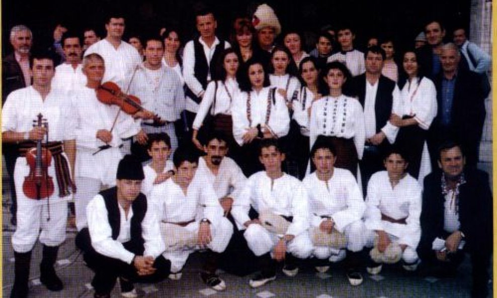 Folklorna skupina Vlaha iz Jabukovca na istoku Srbije