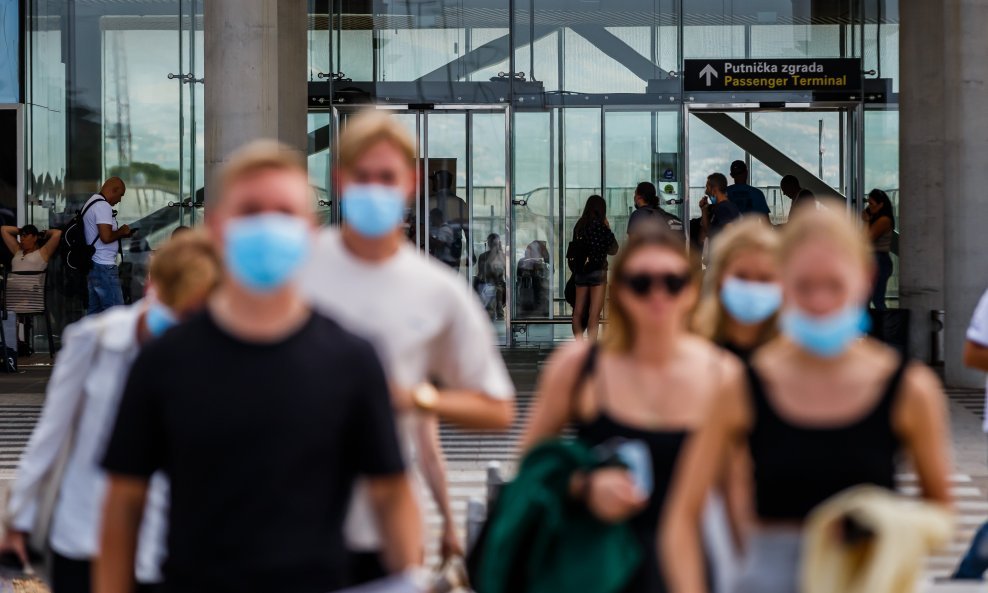 Nizozemska nikada u povijesti nije imala više avionskih linija prema Hrvatskoj. Samo prema Splitu leti čak šest aviona dnevno