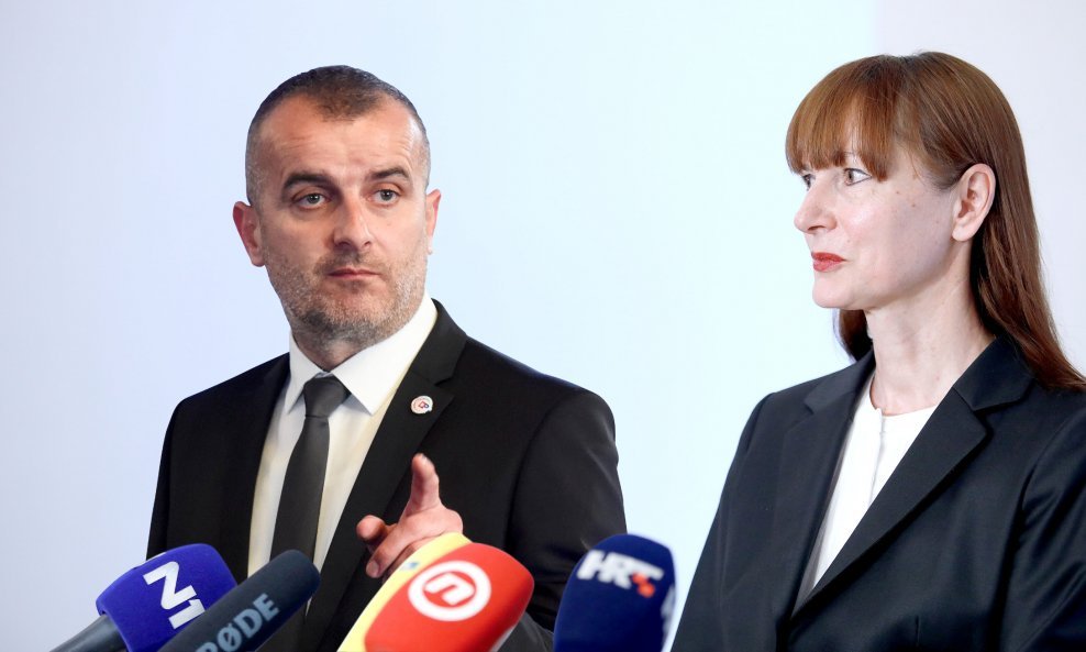 Darijo Žepina, Vesna Vučemilović