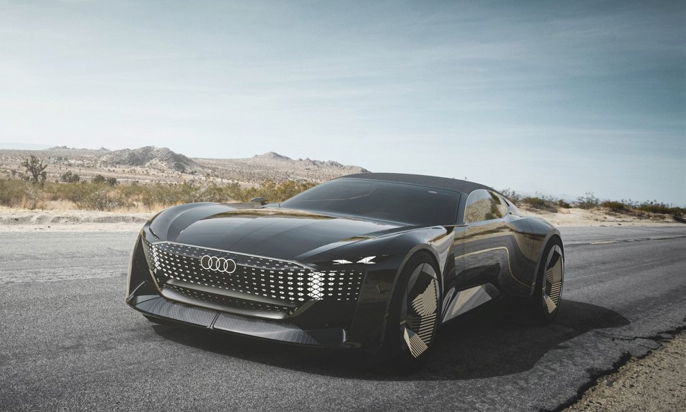 Audi skysphere concept će imati svoju premijeru 13. kolovoza u sklopu Tjedna automobila u Montereyu - na legendarnom golf igralištu Pebble Beach