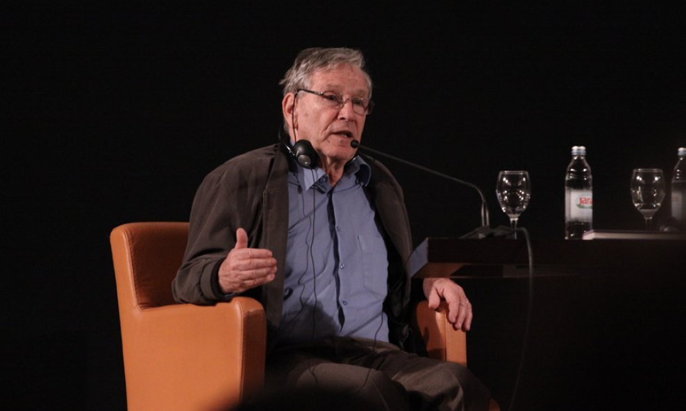 Amos Oz 4