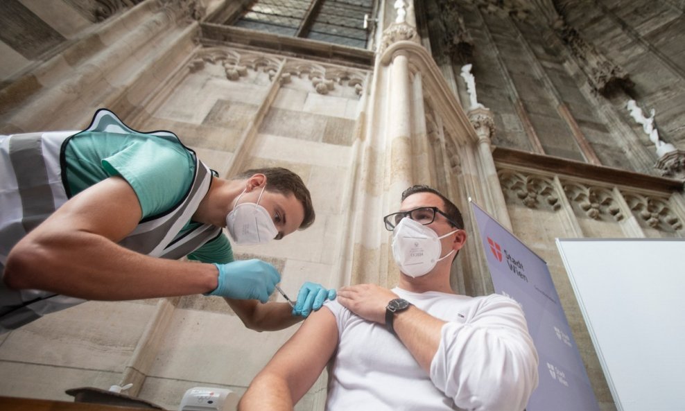 Cijepljenje u bečkoj katedrali Sv. Stjepana