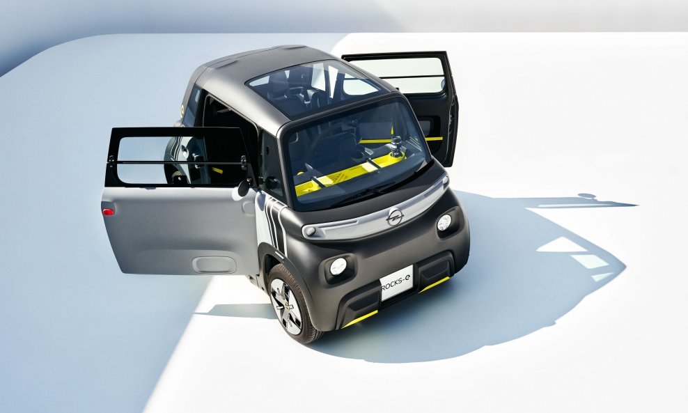 Opel Rocks-e JE potpuno drugačiji, potpuno novi, potpuno električni maleni gradski SUM automobil