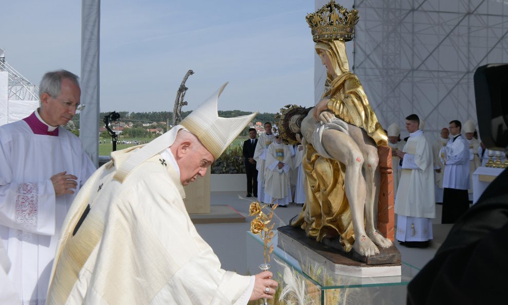Papa Franjo u Šaštinu