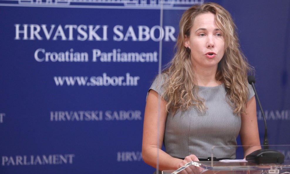 Marija Selak Raspudić održala je konferenciju za novinare u Hrvatskom saboru