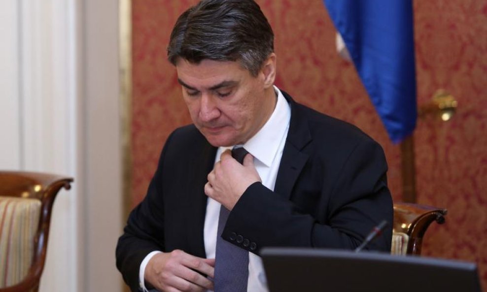 Zoran Milanović kravata ga steže