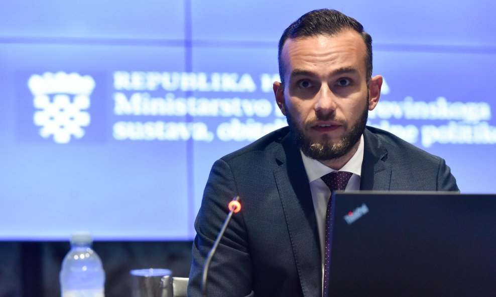 Aladrović predstavio reformu sustava socijalne skrbi