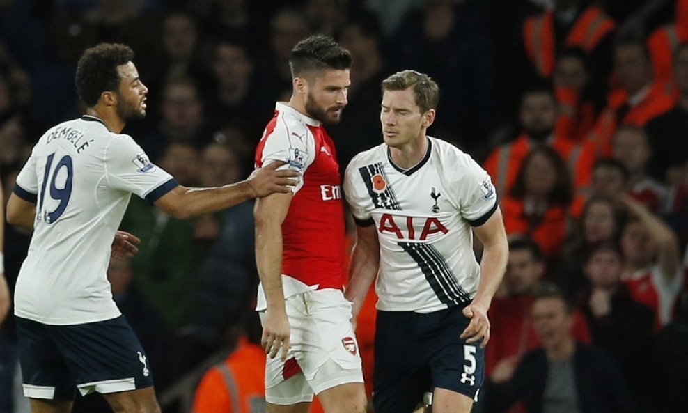 Jan Vertonghen vs Olivier Giroud