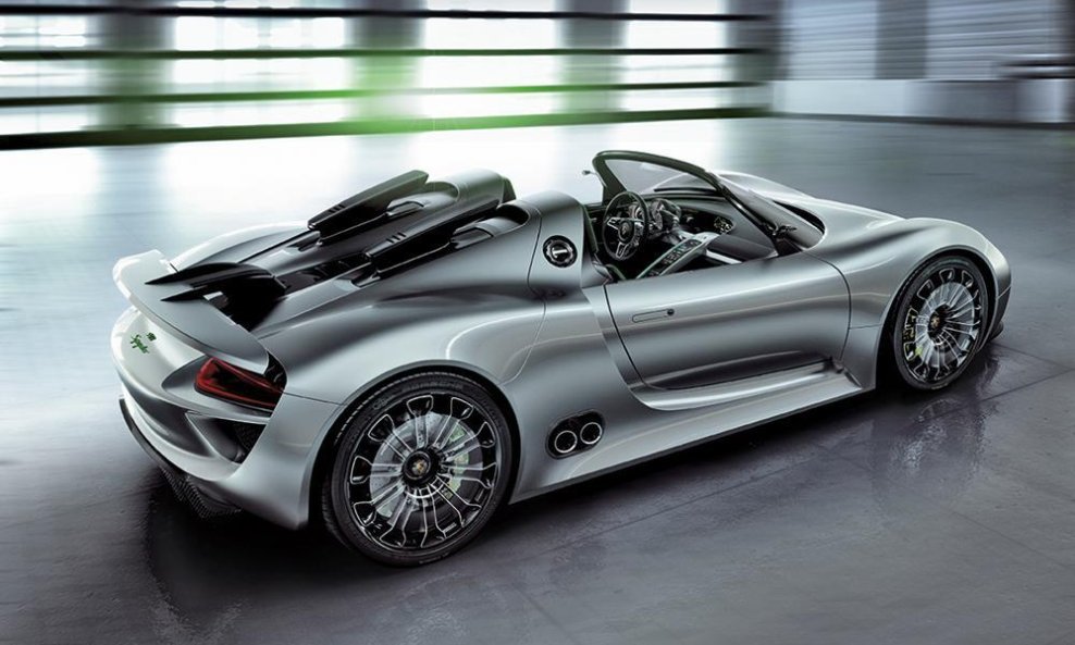 porsche-918-spyer-pr-large05